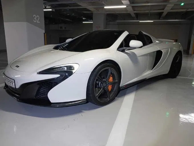 McLaren 650S 3.8 Spyder 2015 — photo 1 sur 26
