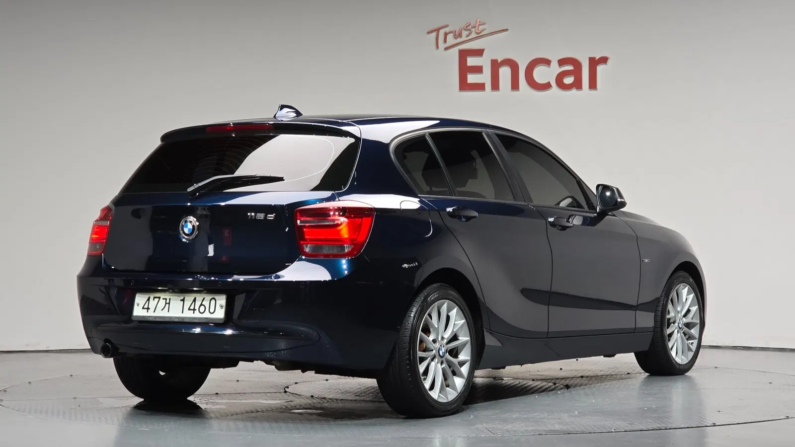 BMW Série 1 (F20) 118d Sport 5 portes 2015 — photo 1 sur 37