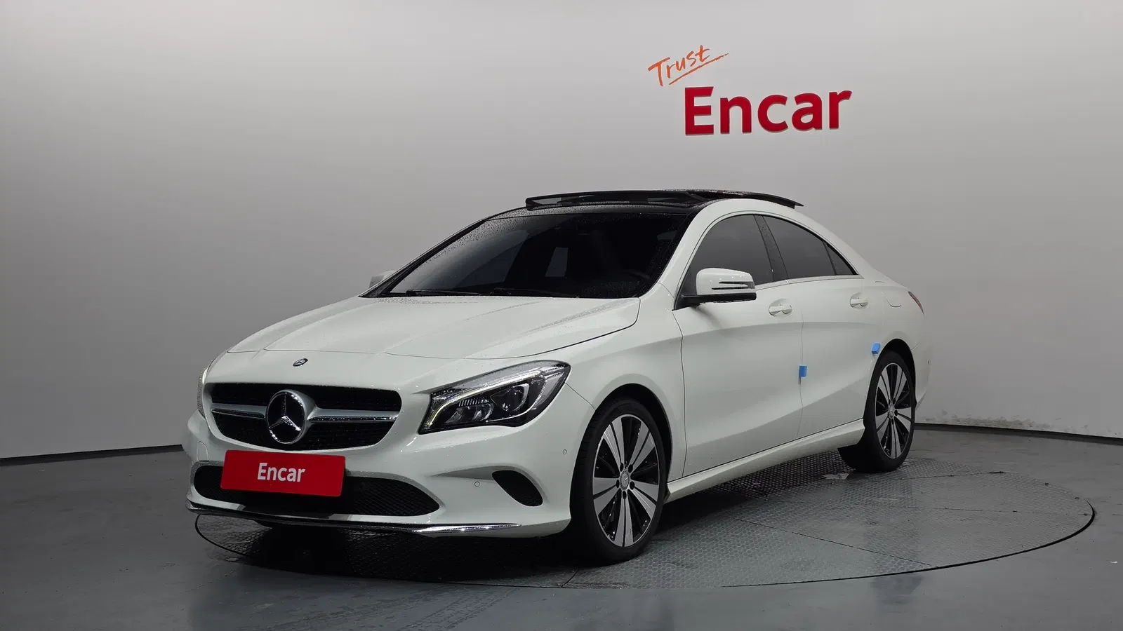 Mercedes-Benz CLA CLA250 4MATIC (C117) 2017 — photo 1 sur 20