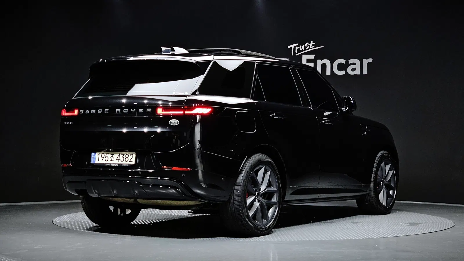 Land Rover Range Rover Sport 3e génération D300 HSE Dynamic 2023 — photo 1 sur 36
