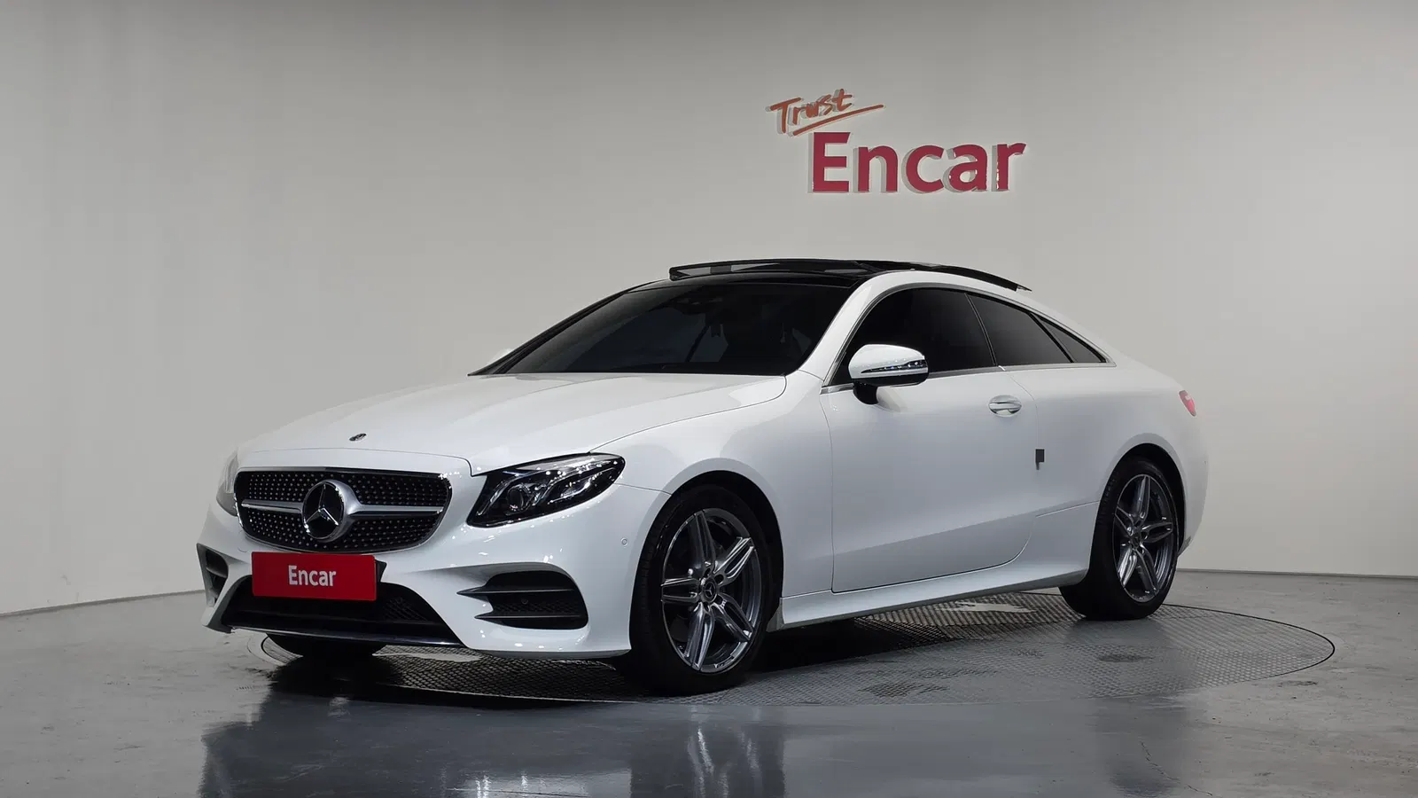 Mercedes-Benz Classe E E220d Coupé (W213) 2017 — photo 1 sur 20