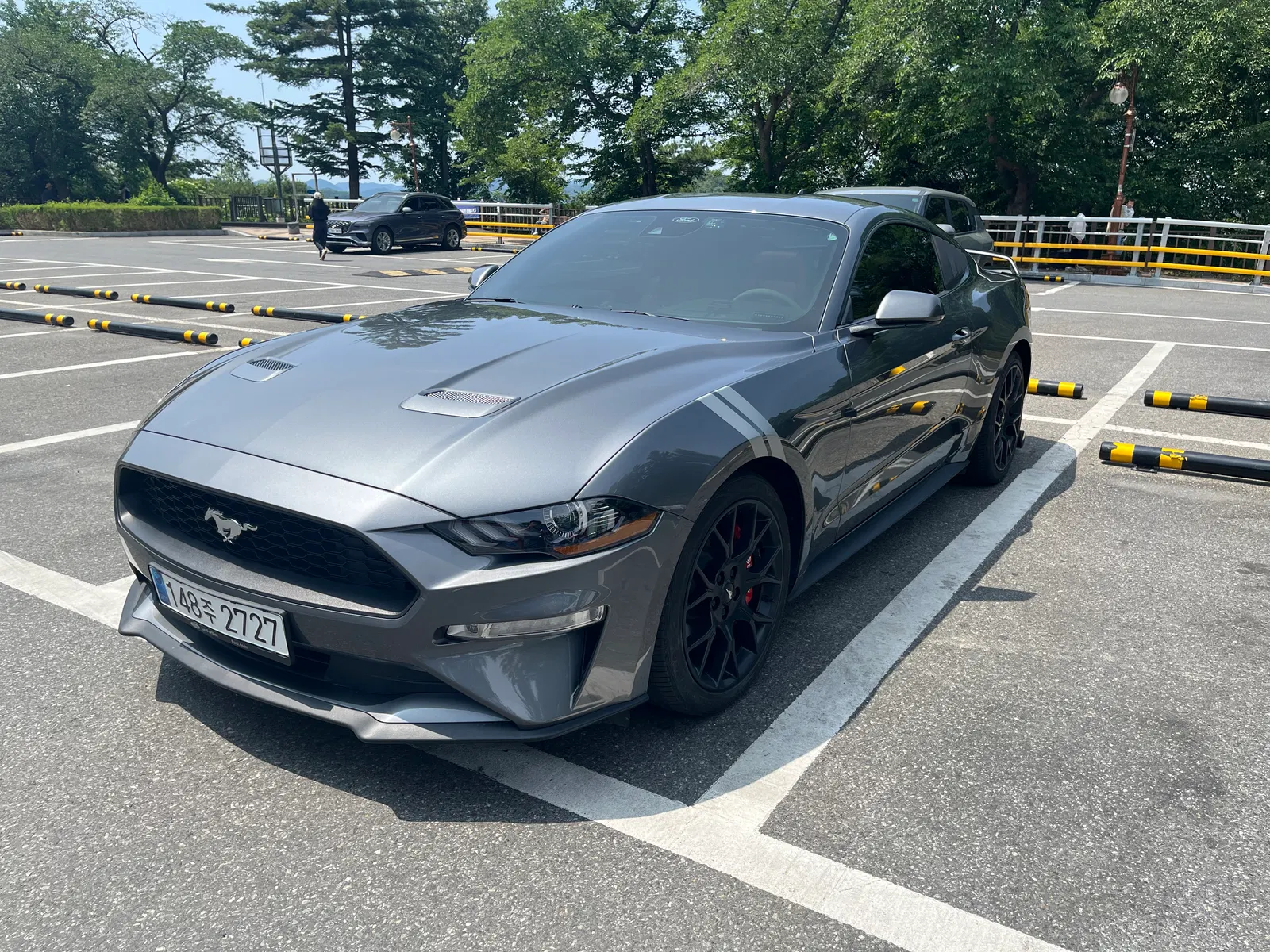 Ford Mustang Coupé 2022 — photo 1 sur 26