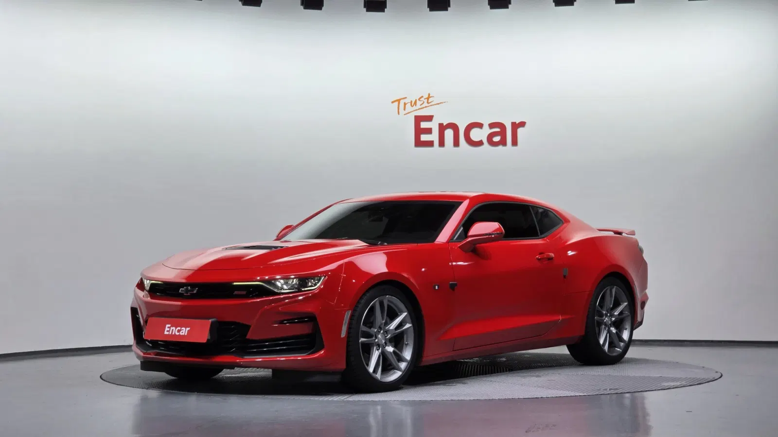 Chevrolet Camaro SS 6.2 V8 Volcano Red 2021 — photo 1 sur 20