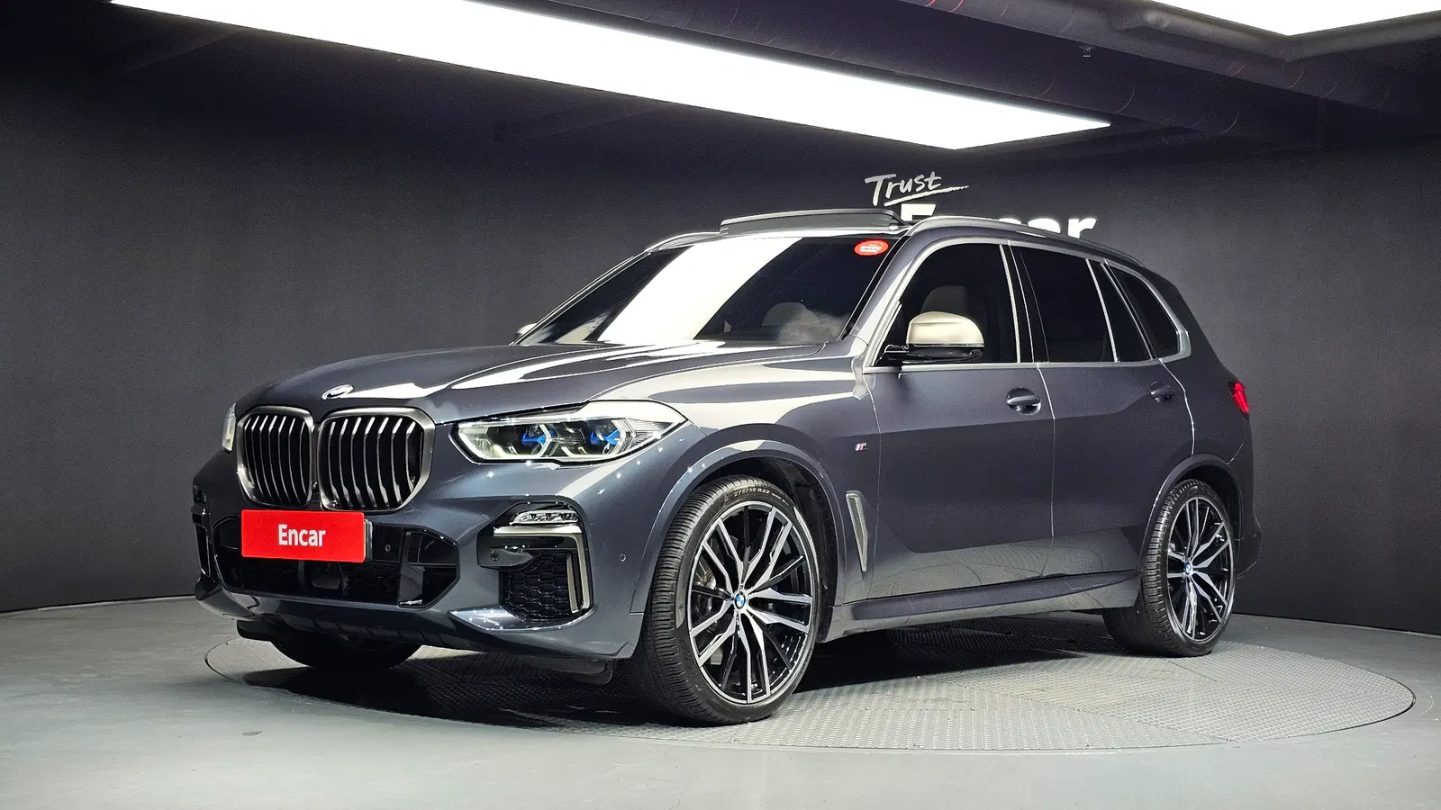 BMW X5 (G05) M50i 2021 — photo 1 sur 20