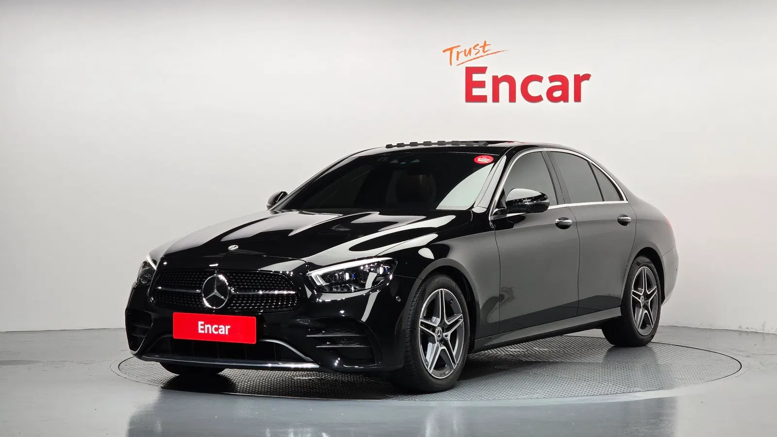 Mercedes-Benz Classe E AMG Line · E250 (W213) 2023 — photo 1 sur 26