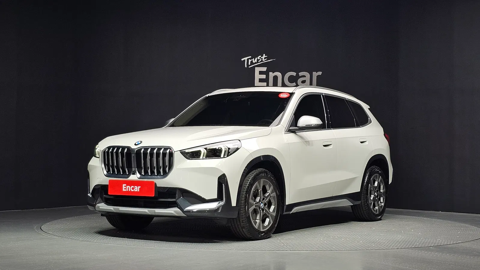 BMW X1 (U11) xDrive 20i xLine 2024 — photo 1 sur 39