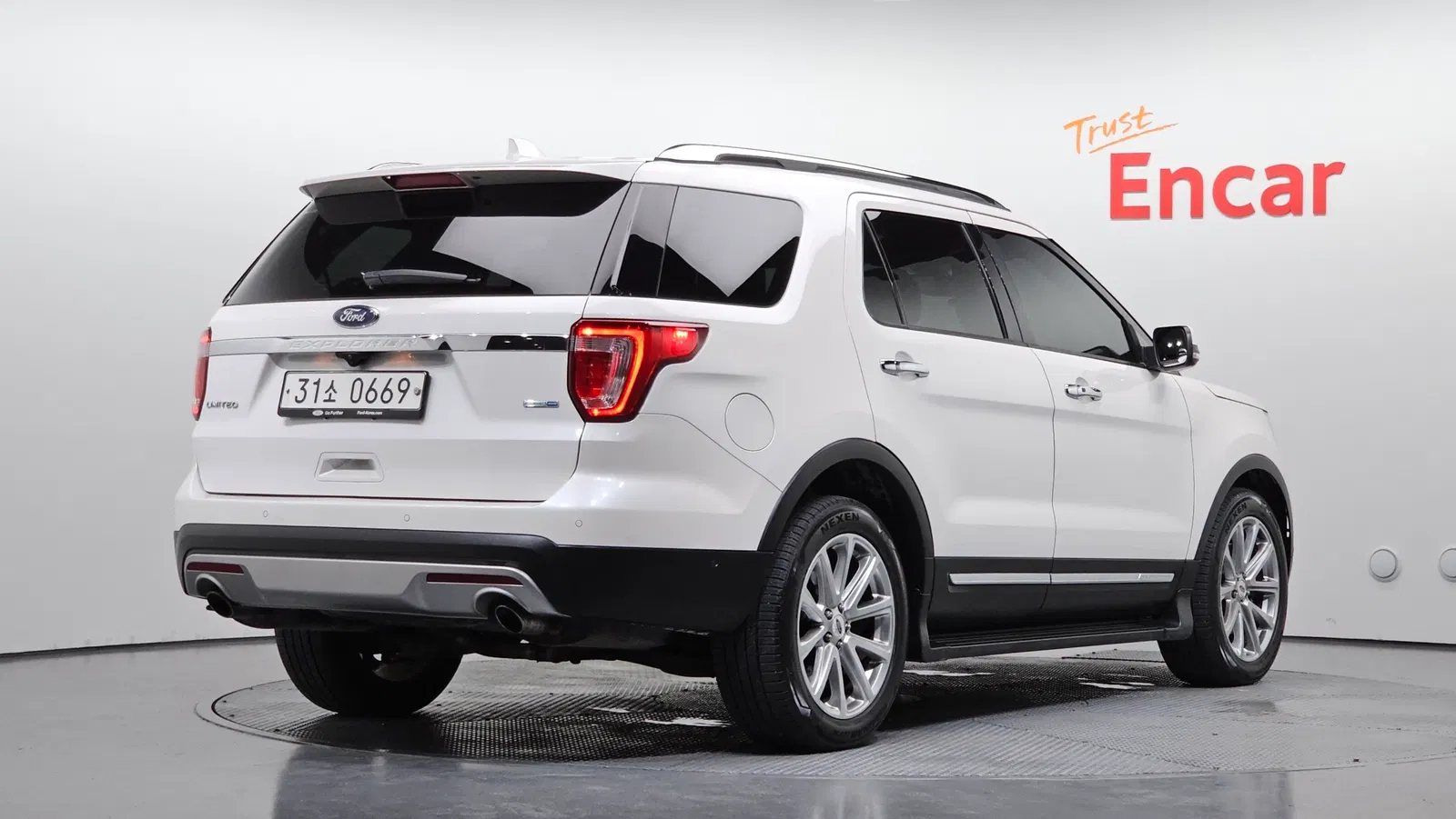 Ford Explorer 2.3 Limited 4WD 2016 — photo 1 sur 35