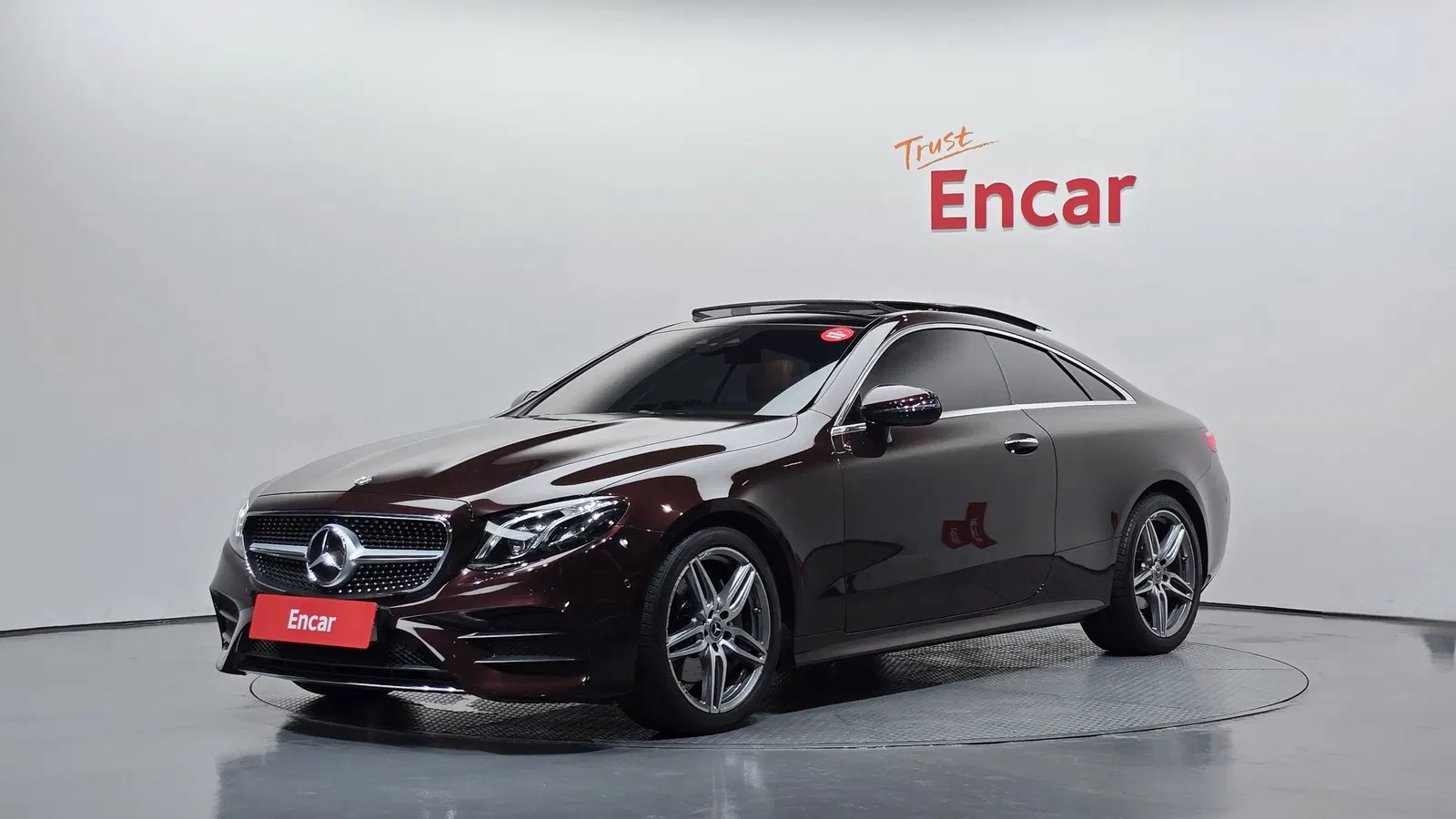 Mercedes-Benz Classe E E220d Coupé (W213) 2020 — photo 1 sur 35