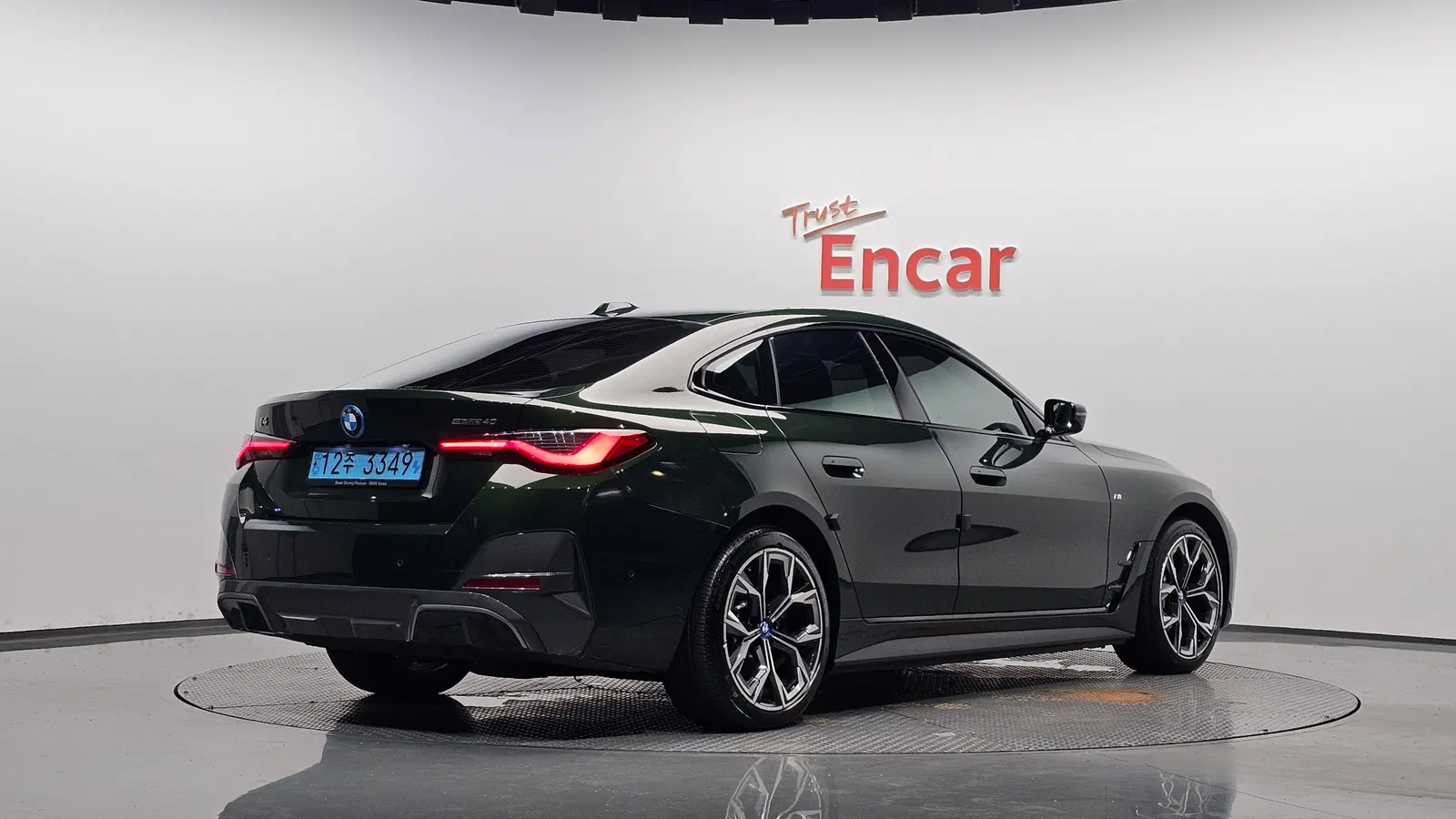 BMW i4 eDrive40 M Sport 2022 — photo 1 sur 35