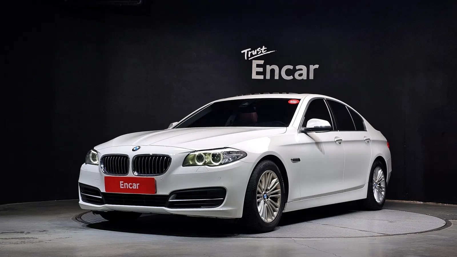 BMW Série 5 (F10) 520d xDrive 2014 — photo 1 sur 20