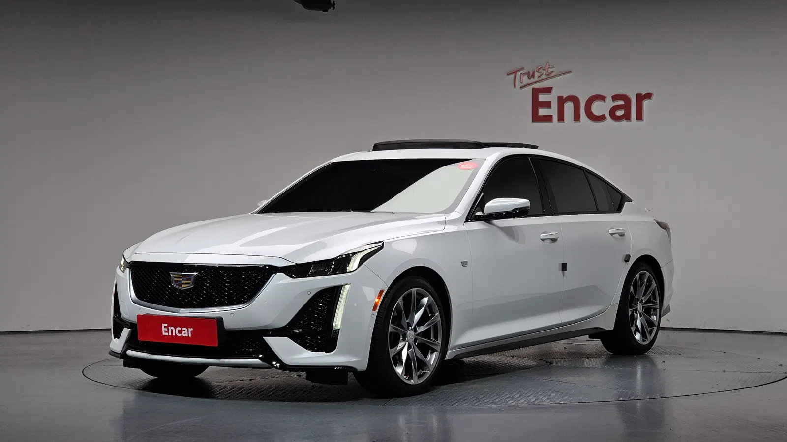 Cadillac CT5 2.0 Sport 2020 — photo 1 sur 36