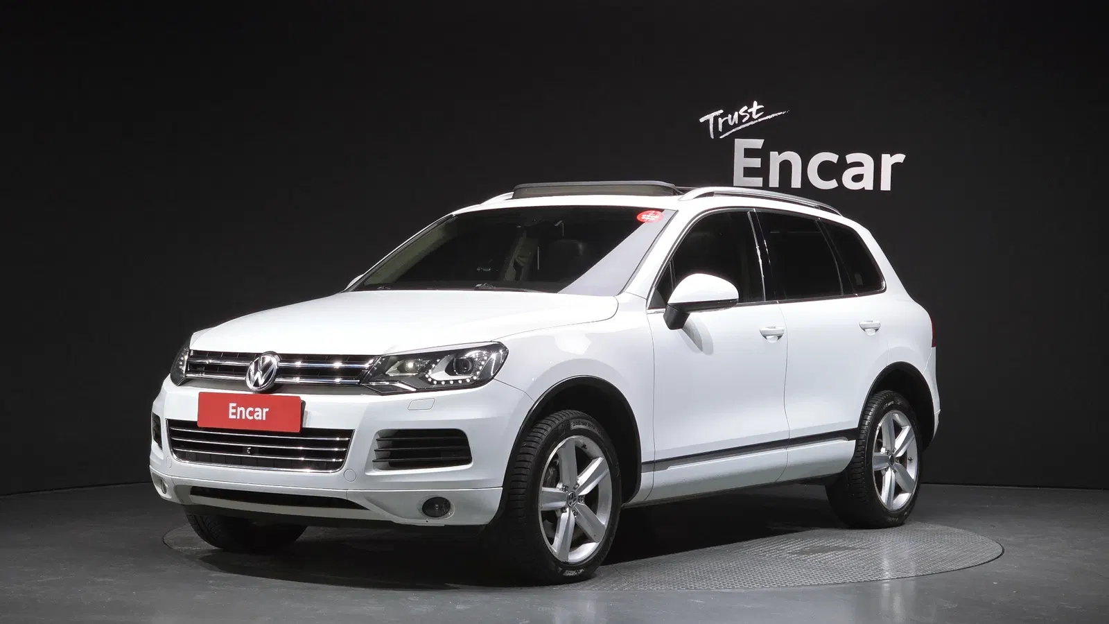 Volkswagen Touareg V6 3.0 TDI BlueMotion 2013 — photo 1 sur 26