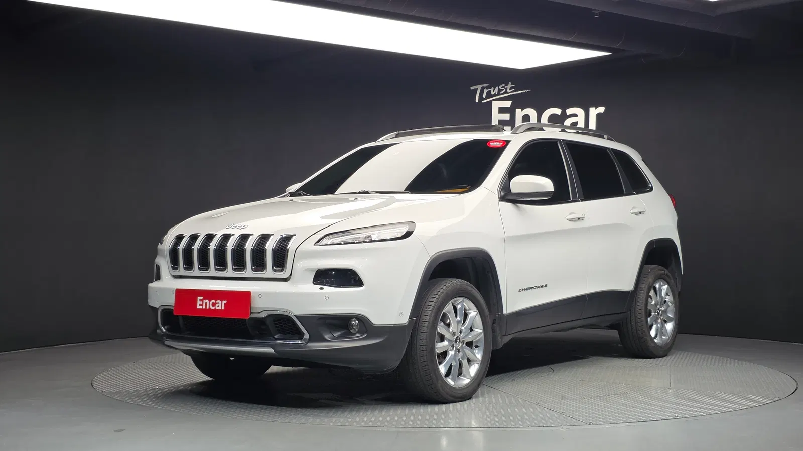 Jeep Cherokee(KL) 2.2 Diesel Limited 4WD 2016 — photo 1 sur 20