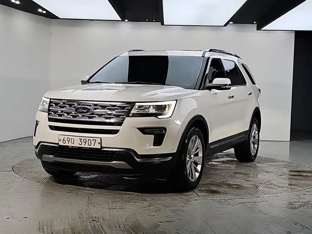 Ford Explorer 2.3 Limited 4WD 2018 — photo 1 sur 24