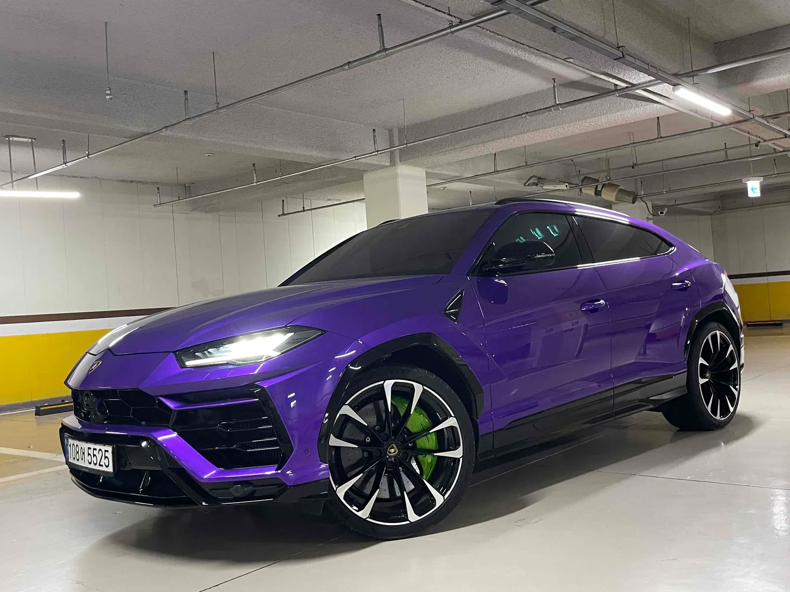 Lamborghini Urus 4.0 V8 2022 — photo 1 sur 20