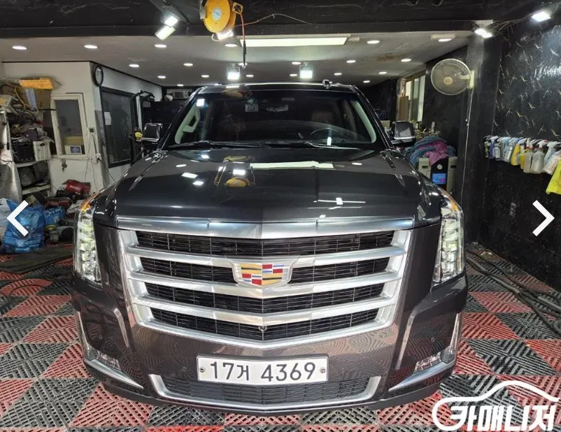 Cadillac Escalade 6.2 2017 — photo 1 sur 26