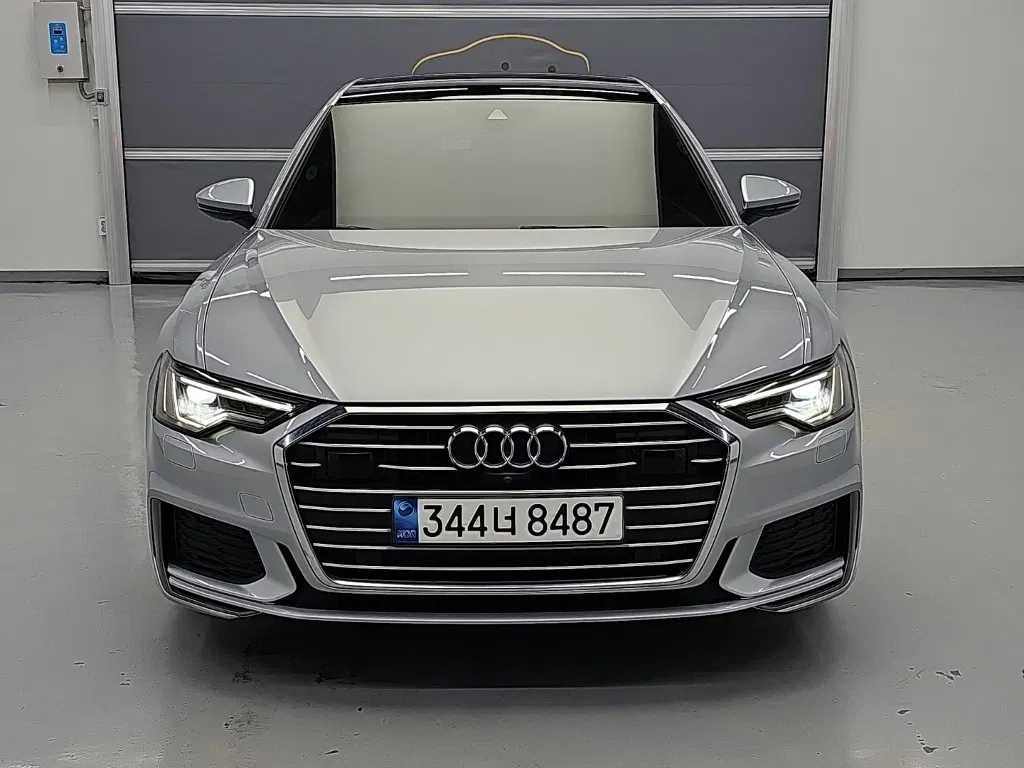 Audi A6 (C8) 45 TFSI Premium 2021 — photo 1 sur 25