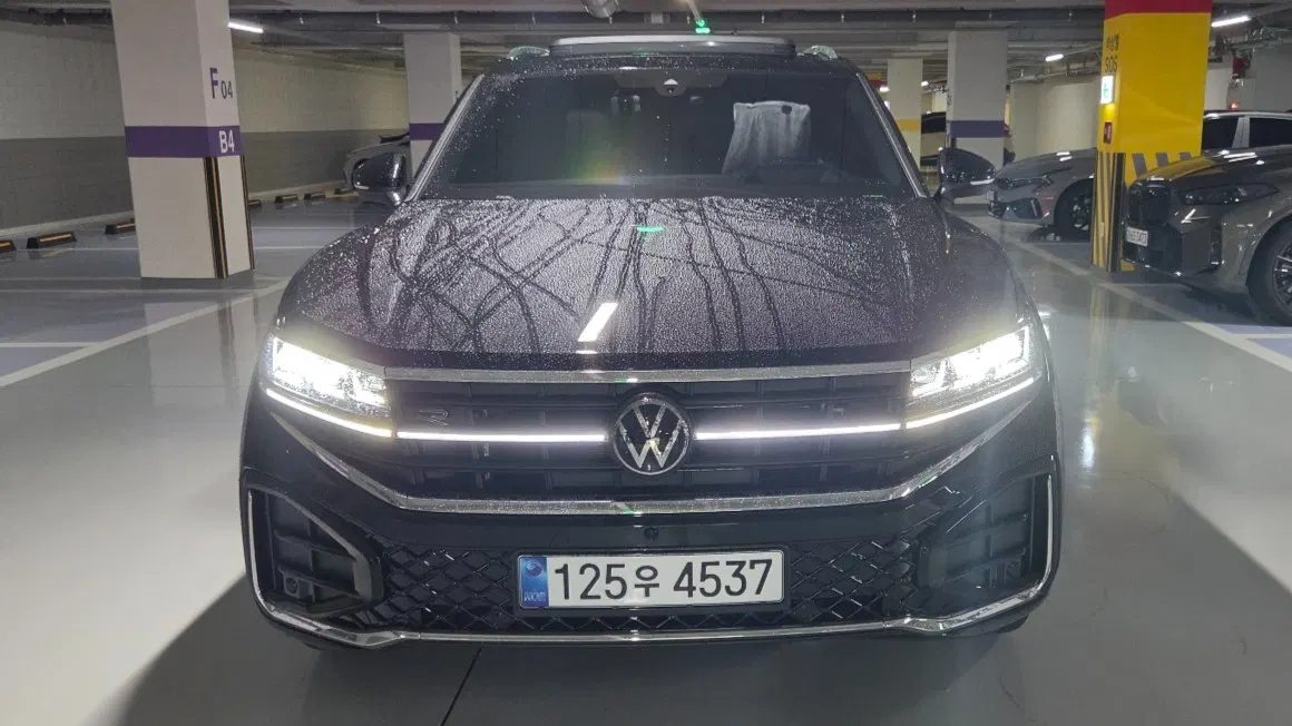 Volkswagen Touareg 3e génération 3.0 TDI R-Line 2026 — photo 1 sur 21