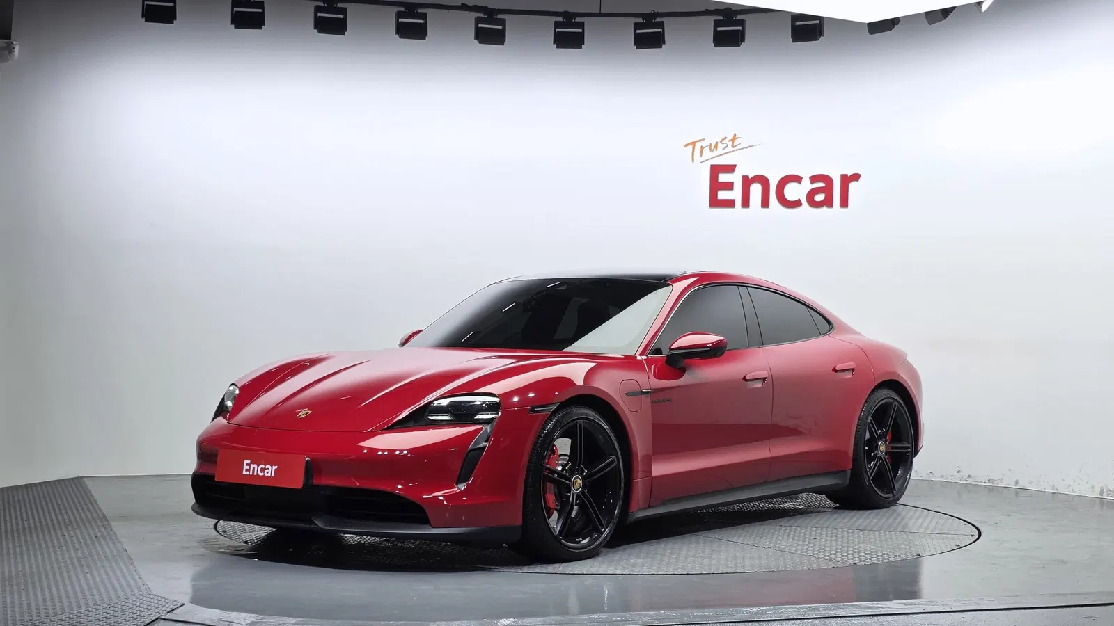 Porsche Taycan Base 2022 — photo 1 sur 26