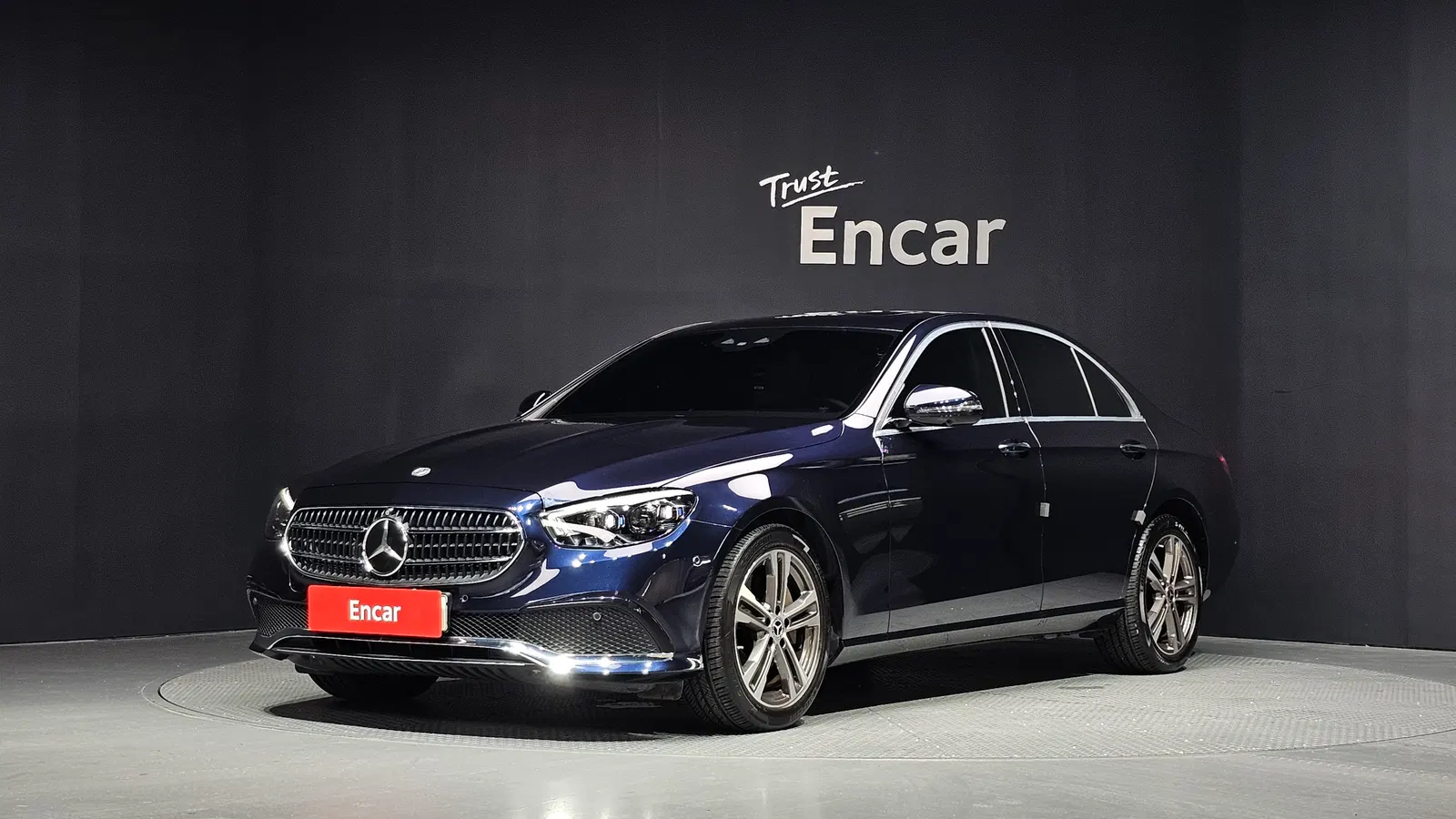 Mercedes-Benz Classe E E350 4MATIC Avantgarde (W213) 2022 — photo 1 sur 20