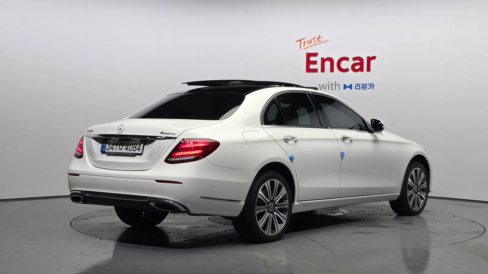 Mercedes-Benz Classe E E450 4MATIC Exclusive (W213) 2020 — photo 1 sur 33