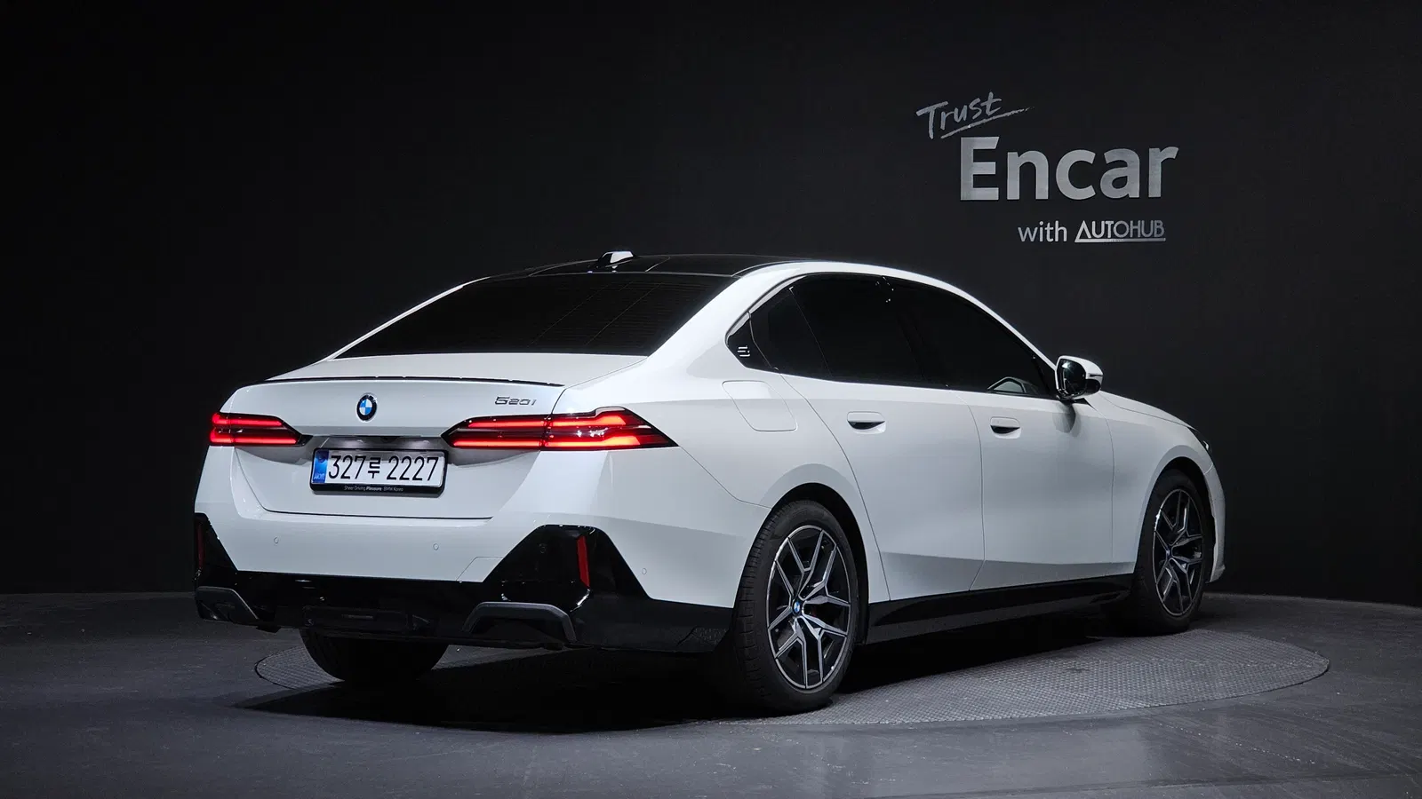 BMW Série 5 (G60) 520i Special Edition 2026 — photo 1 sur 32