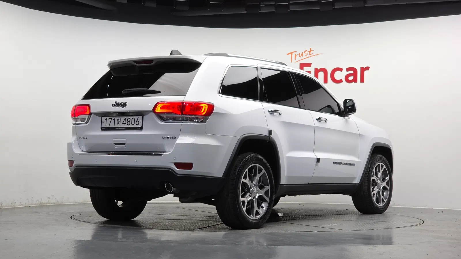 Jeep Grand Cherokee 3.6 Limited 2019 — photo 1 sur 40