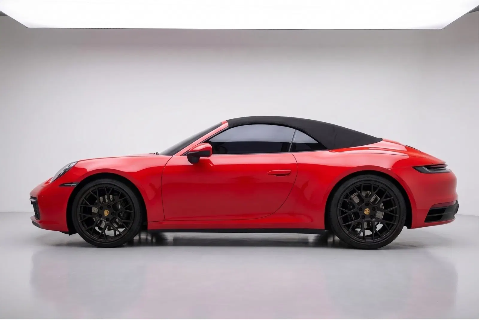 Porsche 911 (992) Carrera Cabriolet 2022 — photo 1 sur 26