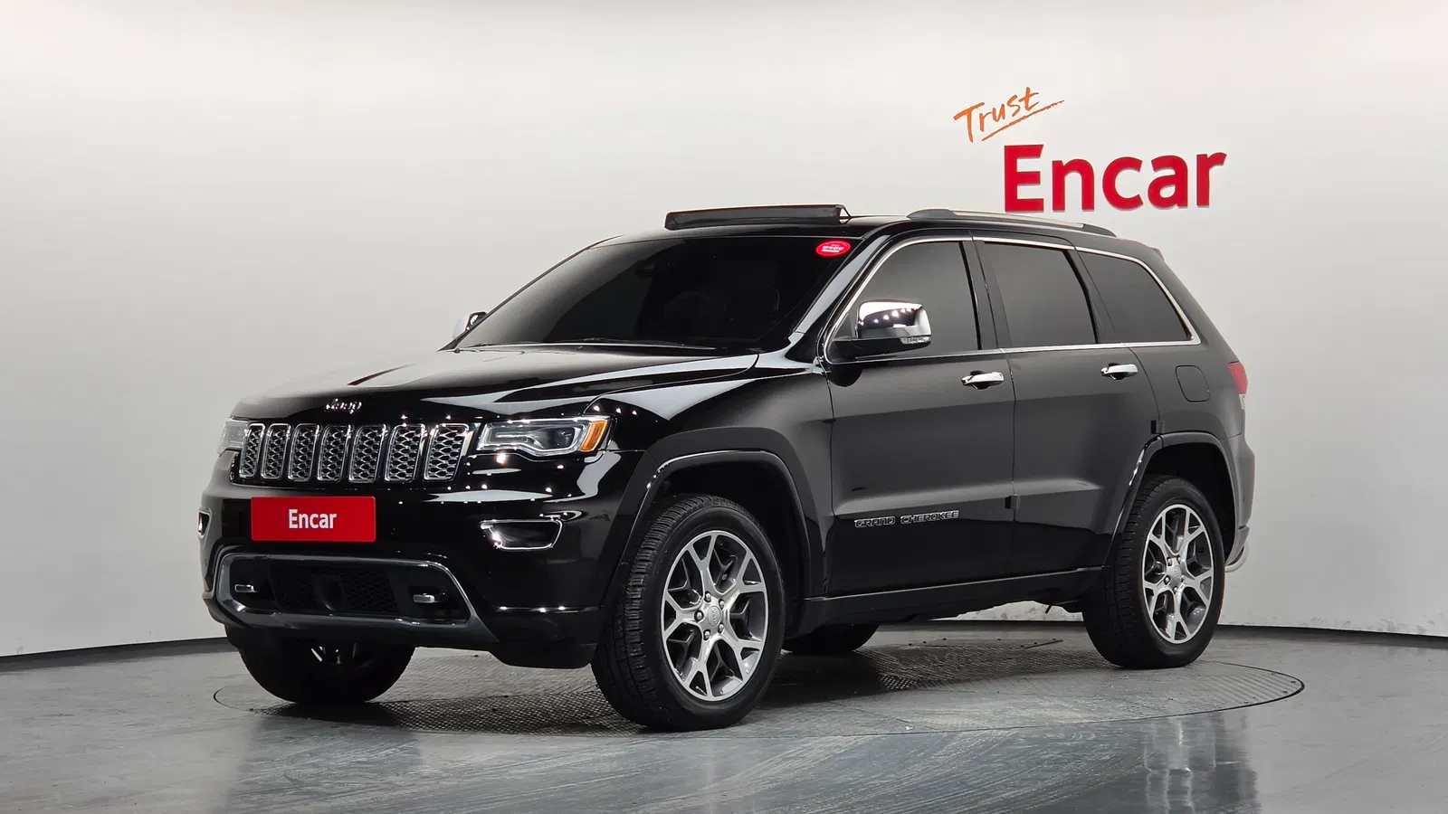 Jeep Grand Cherokee 3.6 Overland 2019 — photo 1 sur 26