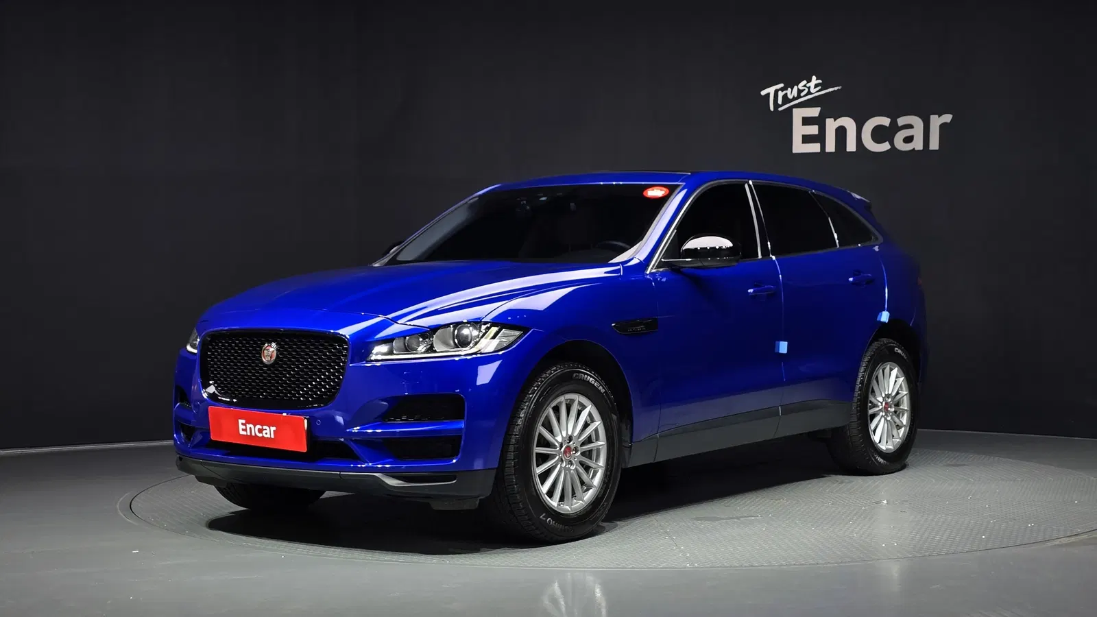 Jaguar F-PACE 20d Prestige 2018 — photo 1 sur 32