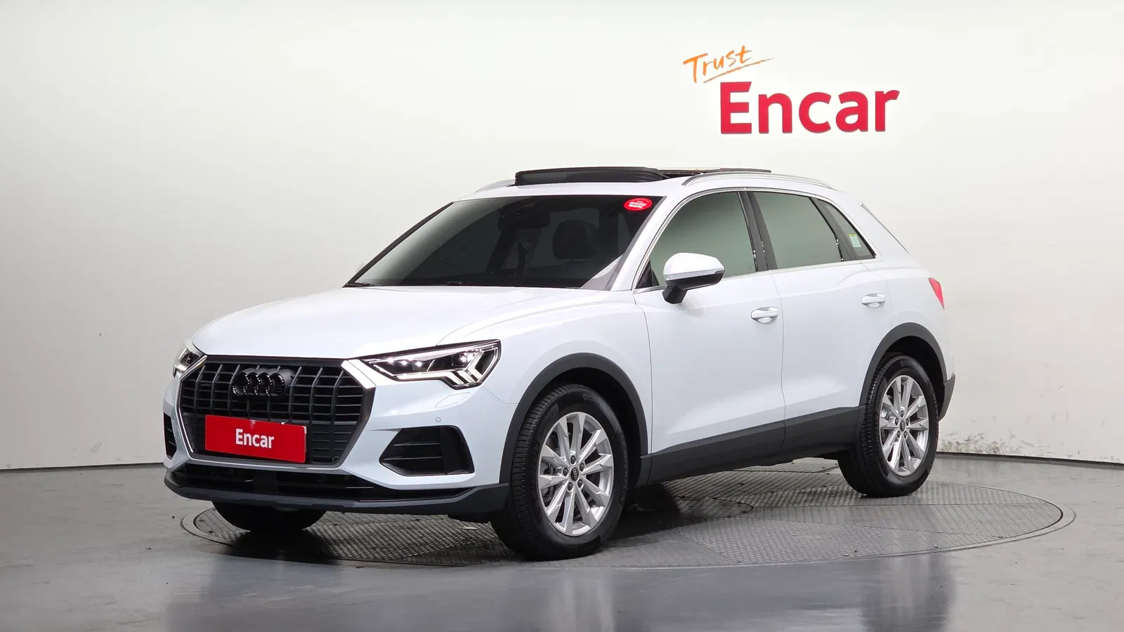 Audi Q3 (F3) 40 TFSI Quattro 2025 — photo 1 sur 33