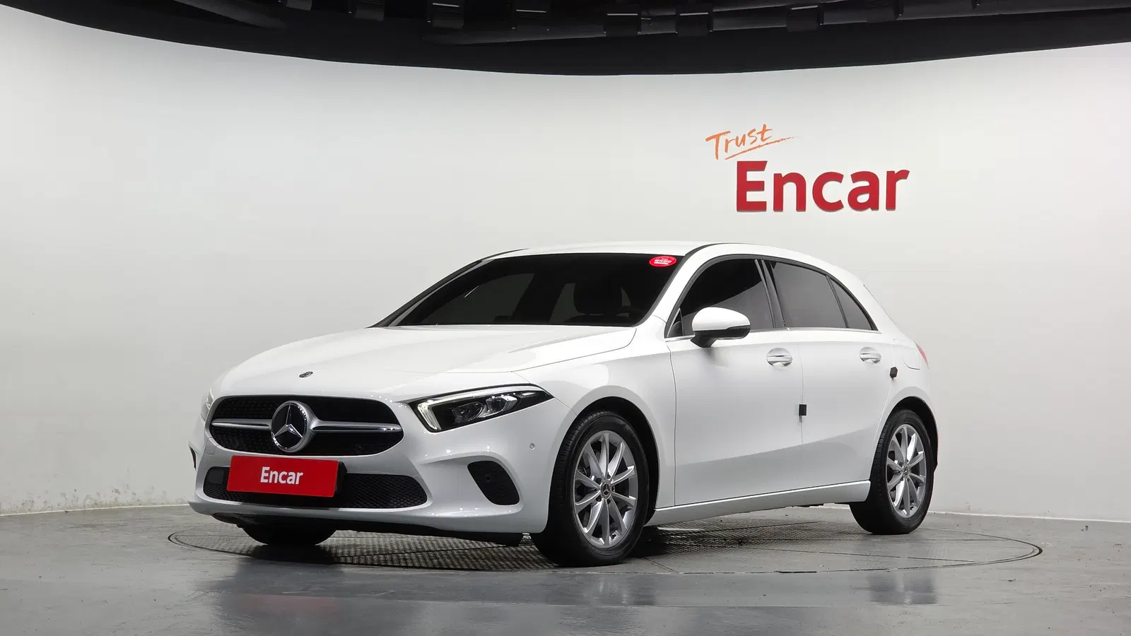 Mercedes-Benz Classe A A220 5 portes (W177) 2020 — photo 1 sur 36