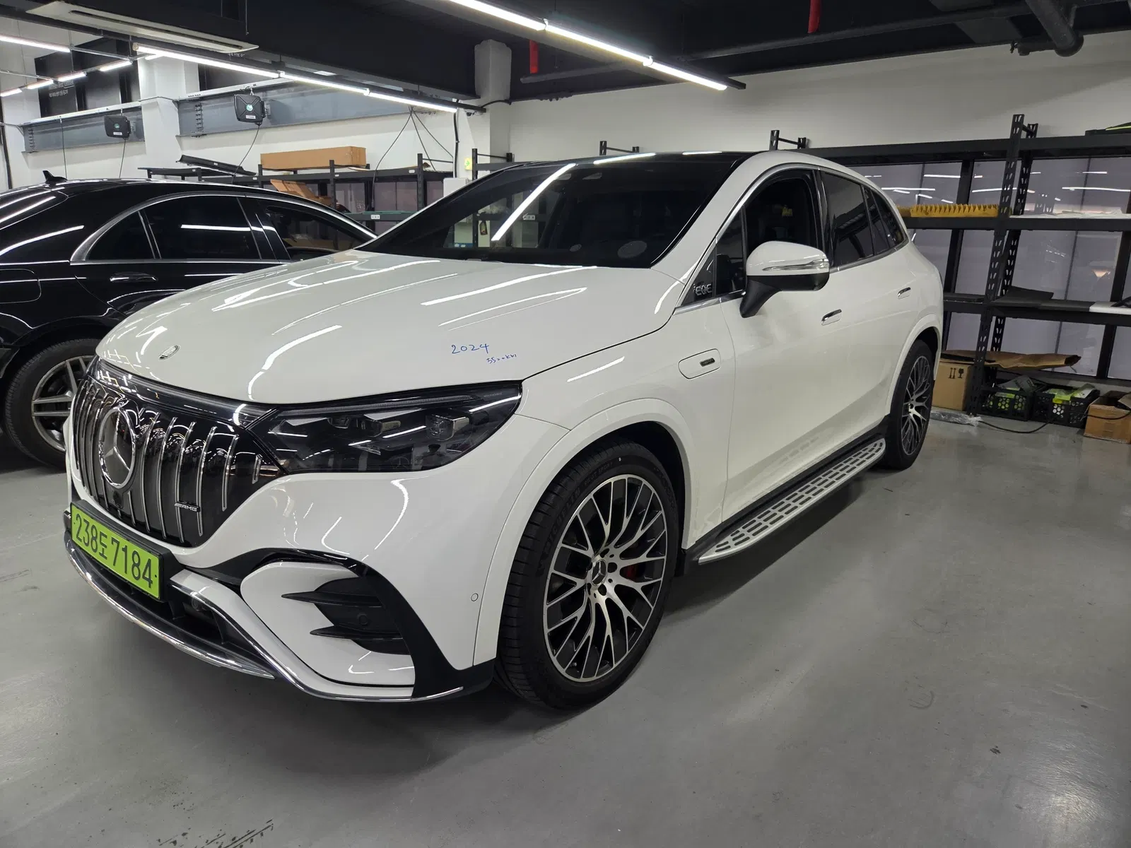 Mercedes-AMG EQE EQE53 4MATIC+ SUV (X294) 2024 — photo 1 sur 26