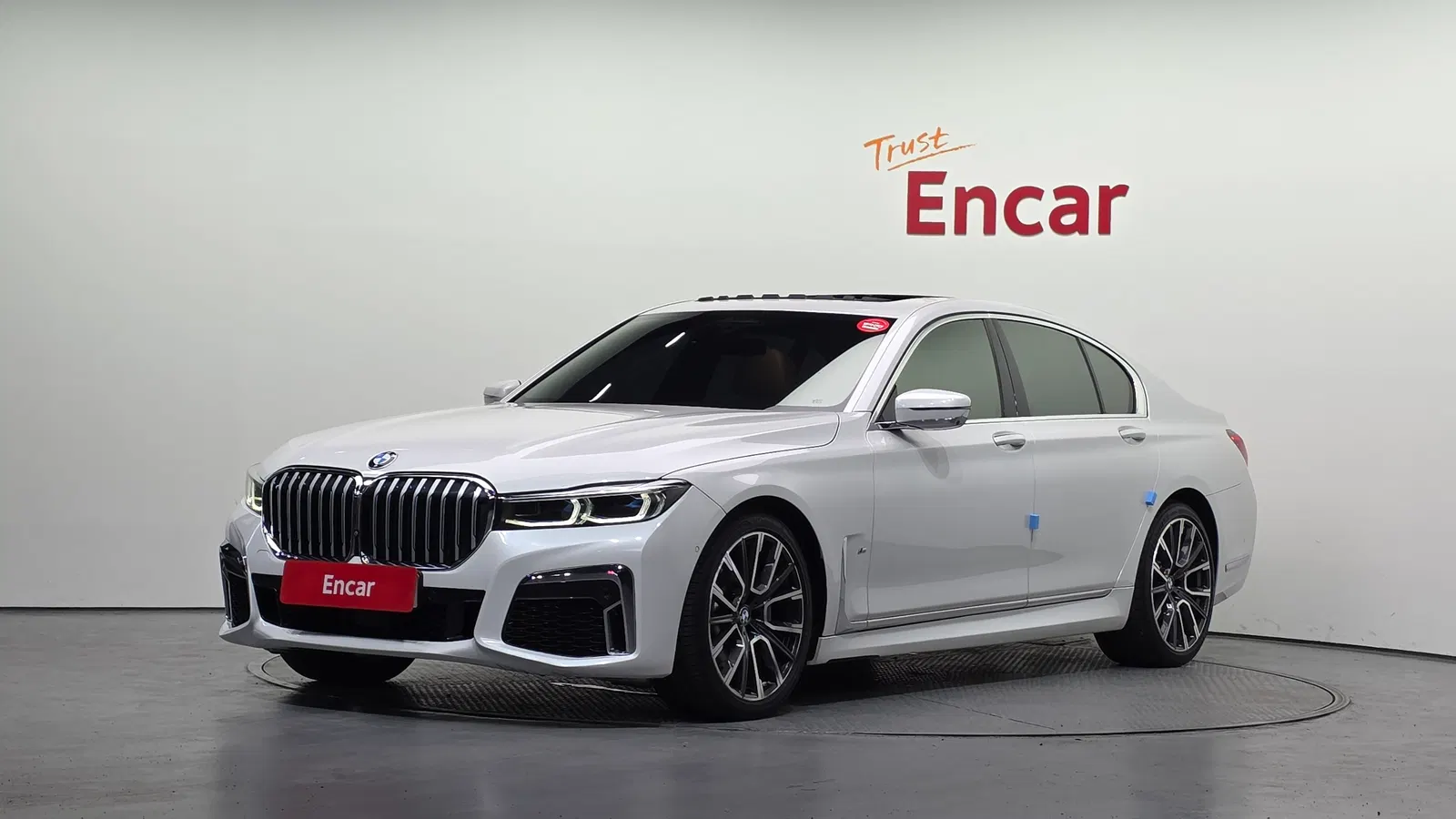 BMW Série 7 (G11) 730d xDrive M Sport 2020 — photo 1 sur 20