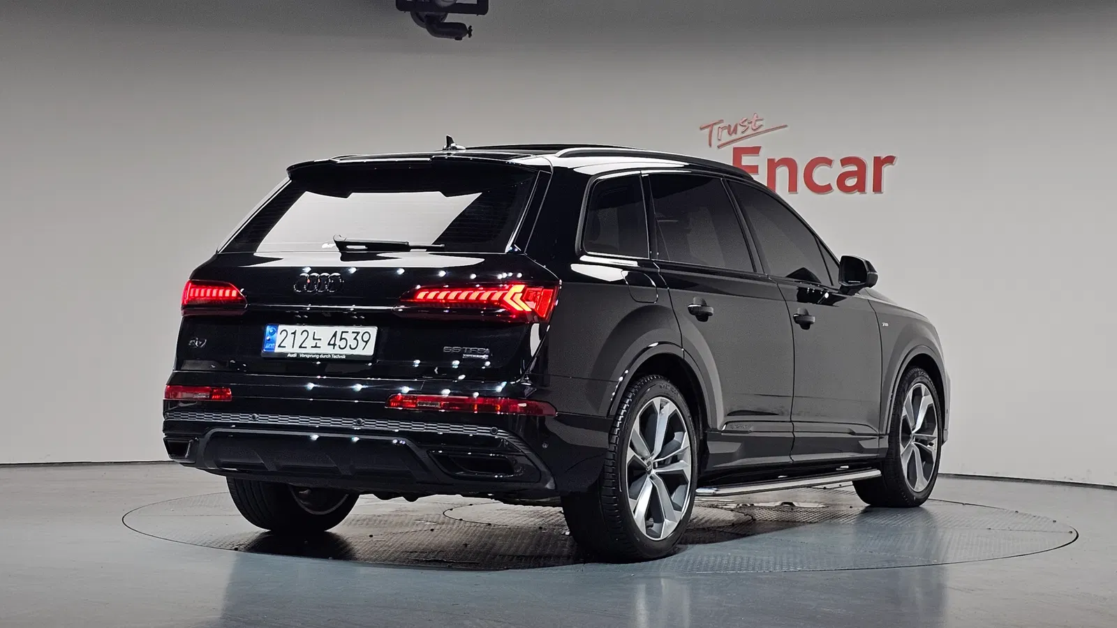 Audi Q7 (4M) 55 TFSI Quattro Premium 2023 — photo 1 sur 37