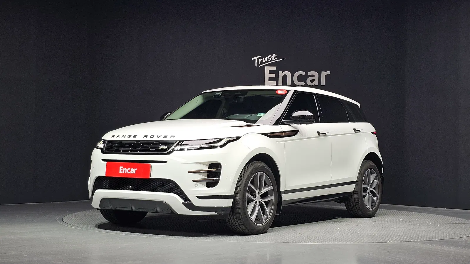 Land Rover Range Rover Evoque 2e génération P250 Dynamic SE 2025 — photo 1 sur 37