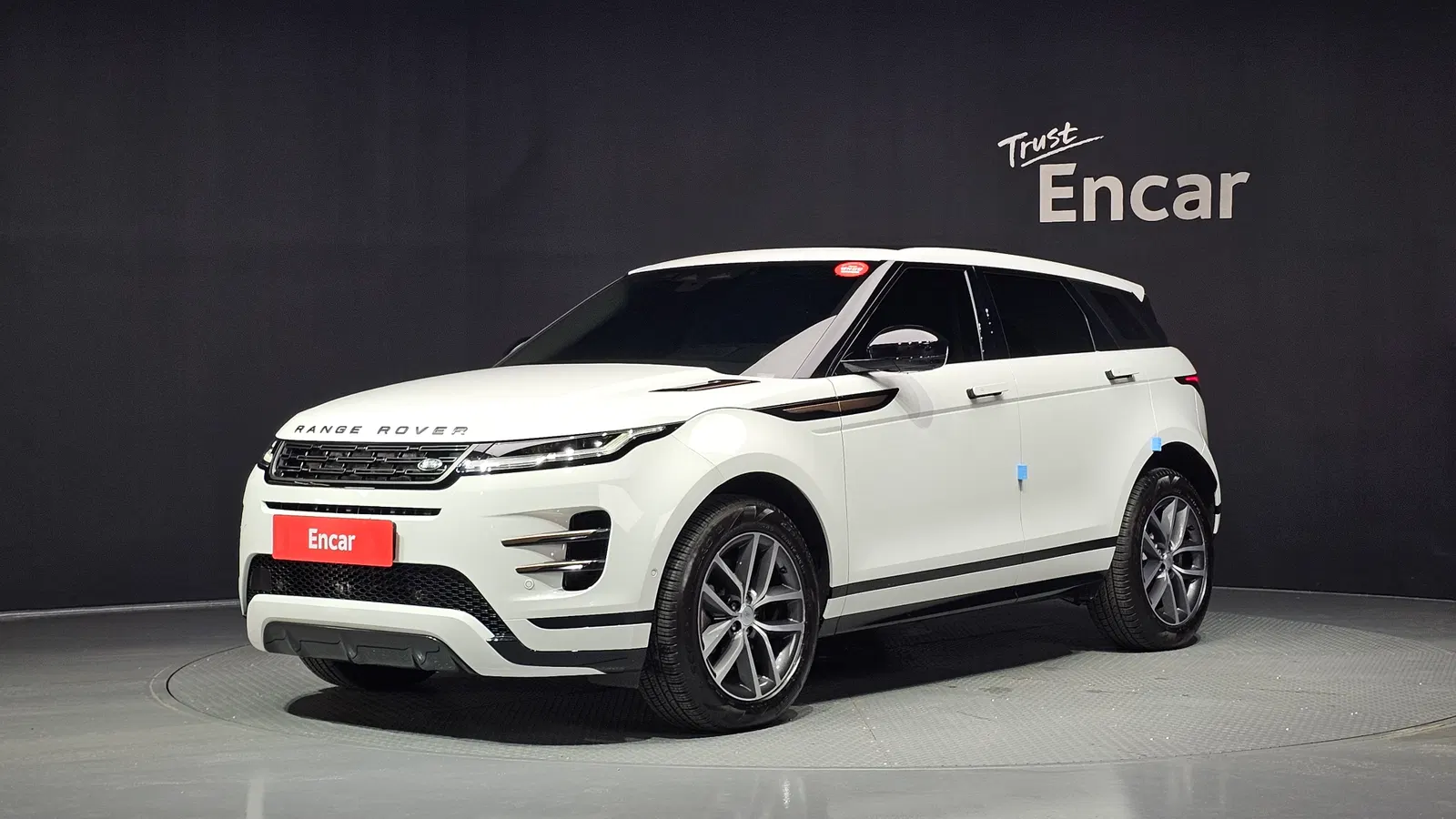 Land Rover Range Rover Evoque 2e génération P250 Dynamic SE 2025 — photo 1 sur 39