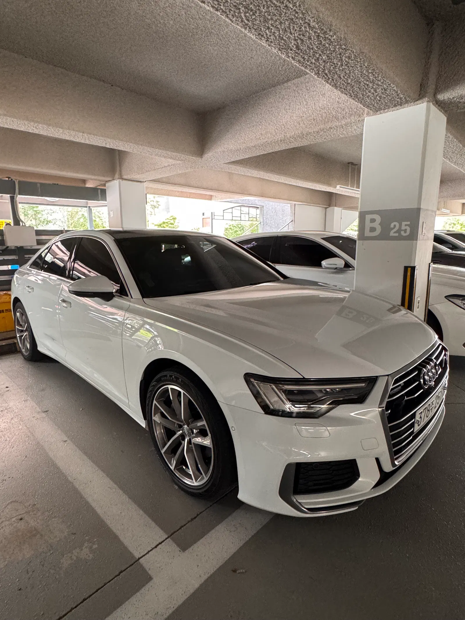 Audi A6 (C8) 45 TFSI Quattro 2019 — photo 1 sur 26