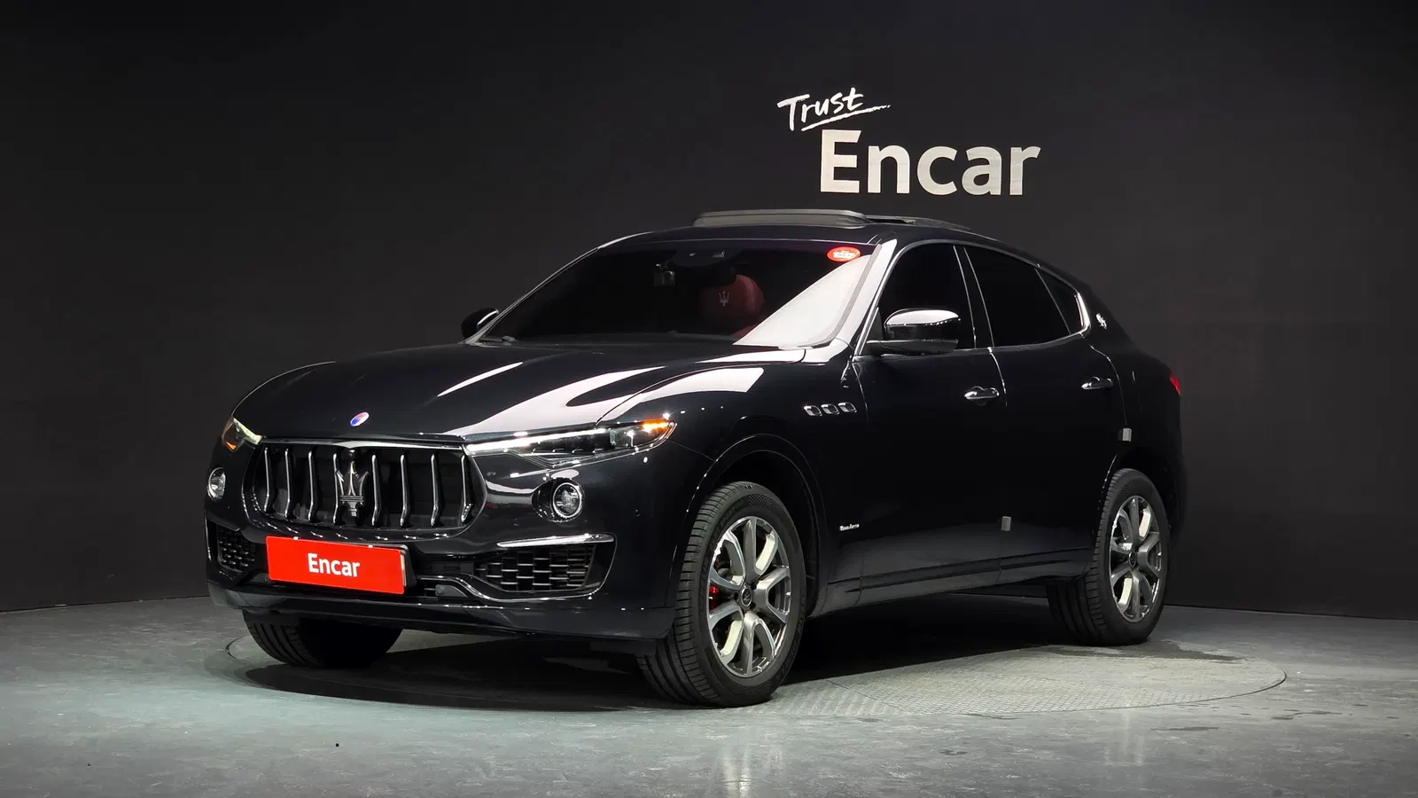 Maserati Levante 3.0 AWD GranLusso 2020 — photo 1 sur 39