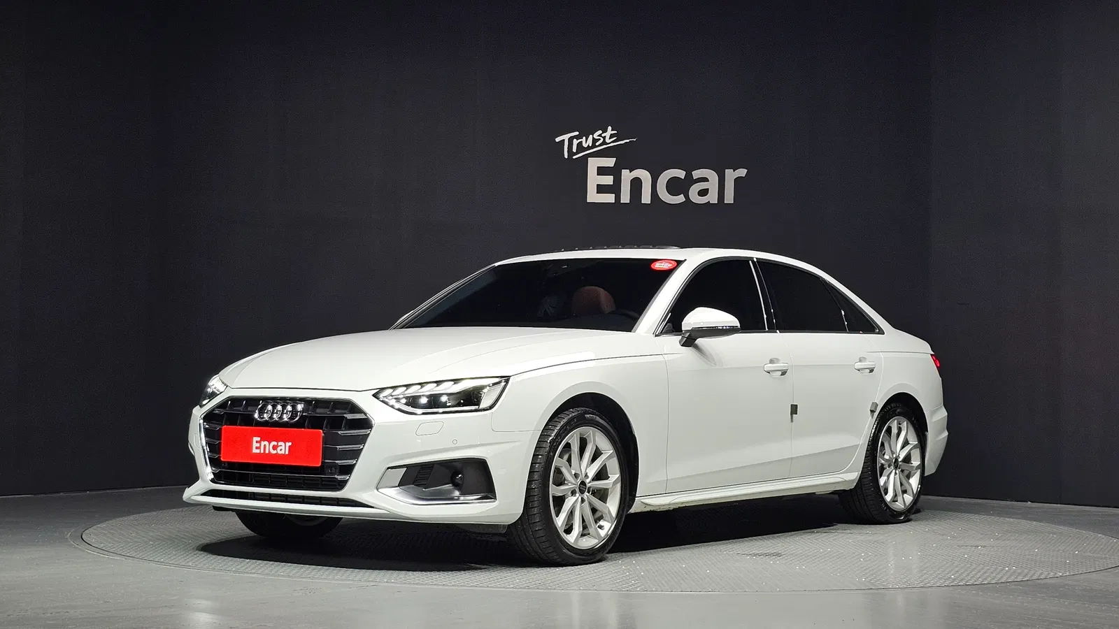 Audi A4 (B9) 40 TFSI 2023 — photo 1 sur 30