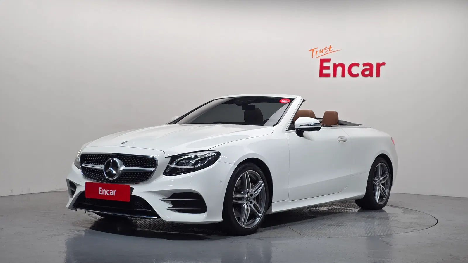 Mercedes-Benz Classe E E220d Cabriolet (W213) 2020 — photo 1 sur 32
