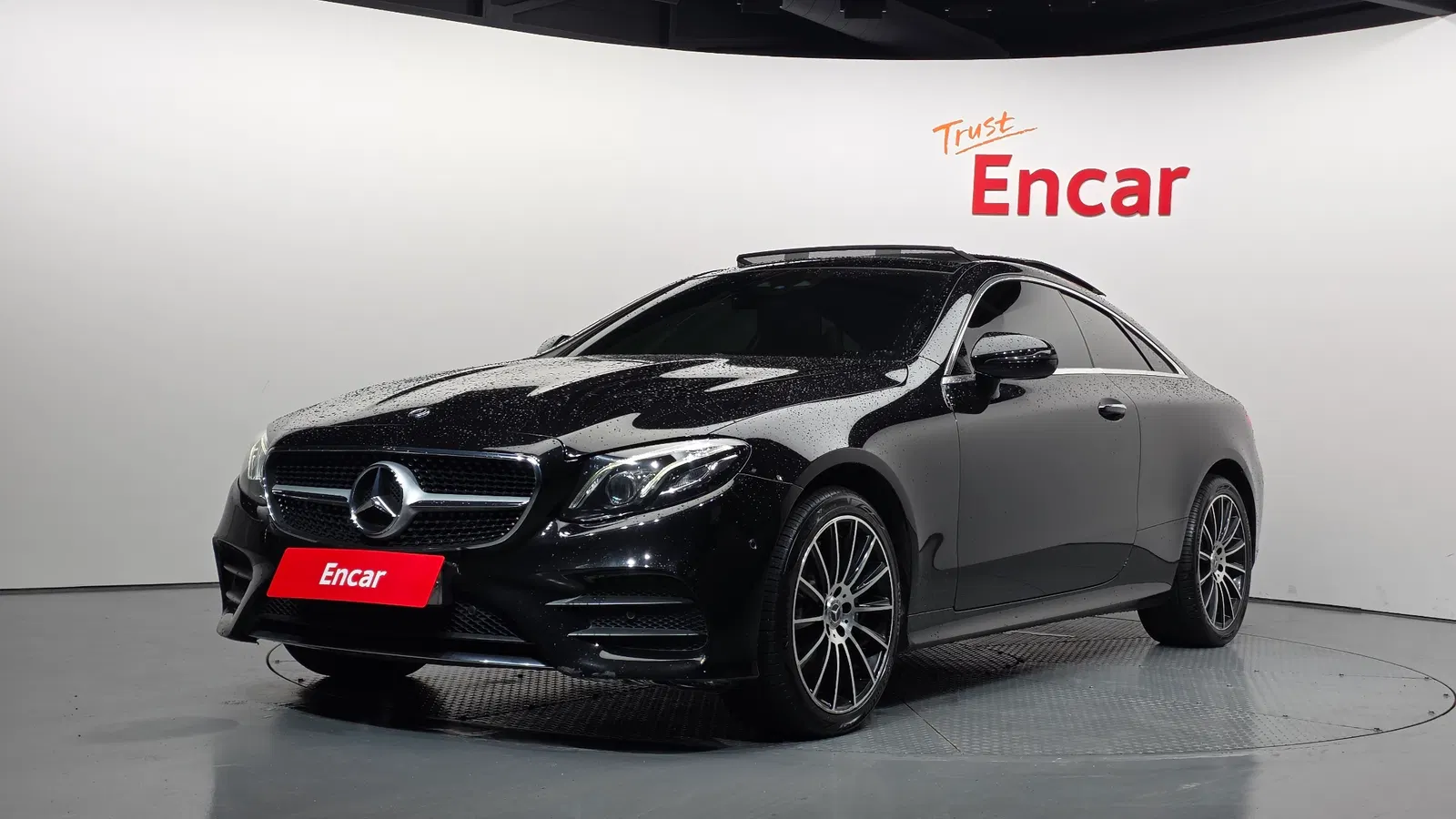 Mercedes-Benz Classe E E220d Coupé (W213) 2017 — photo 1 sur 20