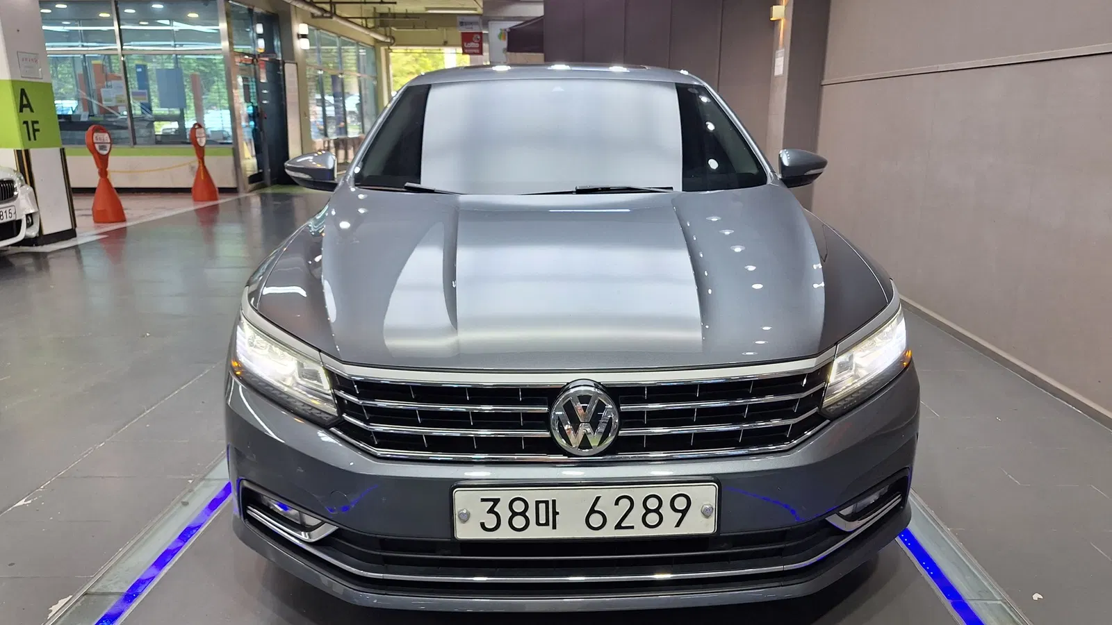 Volkswagen Passat 2.0 TSI 2018 — photo 1 sur 26
