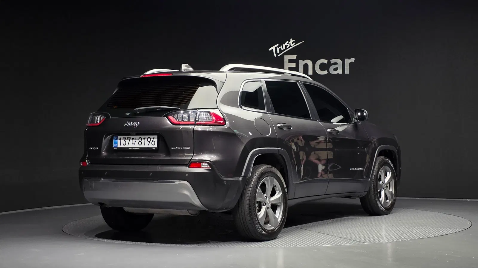 Jeep Cherokee(KL) 2.4 Limited AWD 2021 — photo 1 sur 32