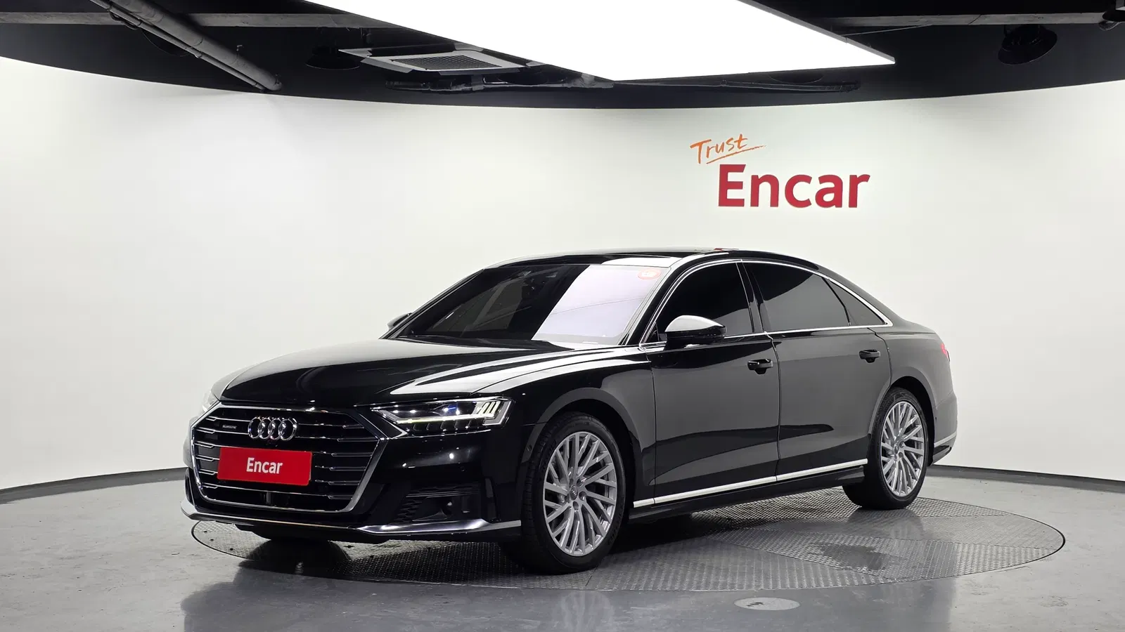 Audi A8 (D5) 55 TFSI Quattro LWB 2020 — photo 1 sur 20