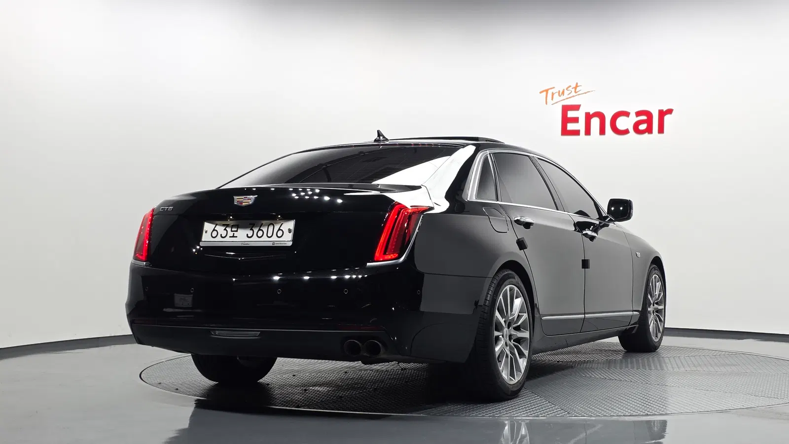 Cadillac CT6 2.0 Turbo 2018 — photo 1 sur 35