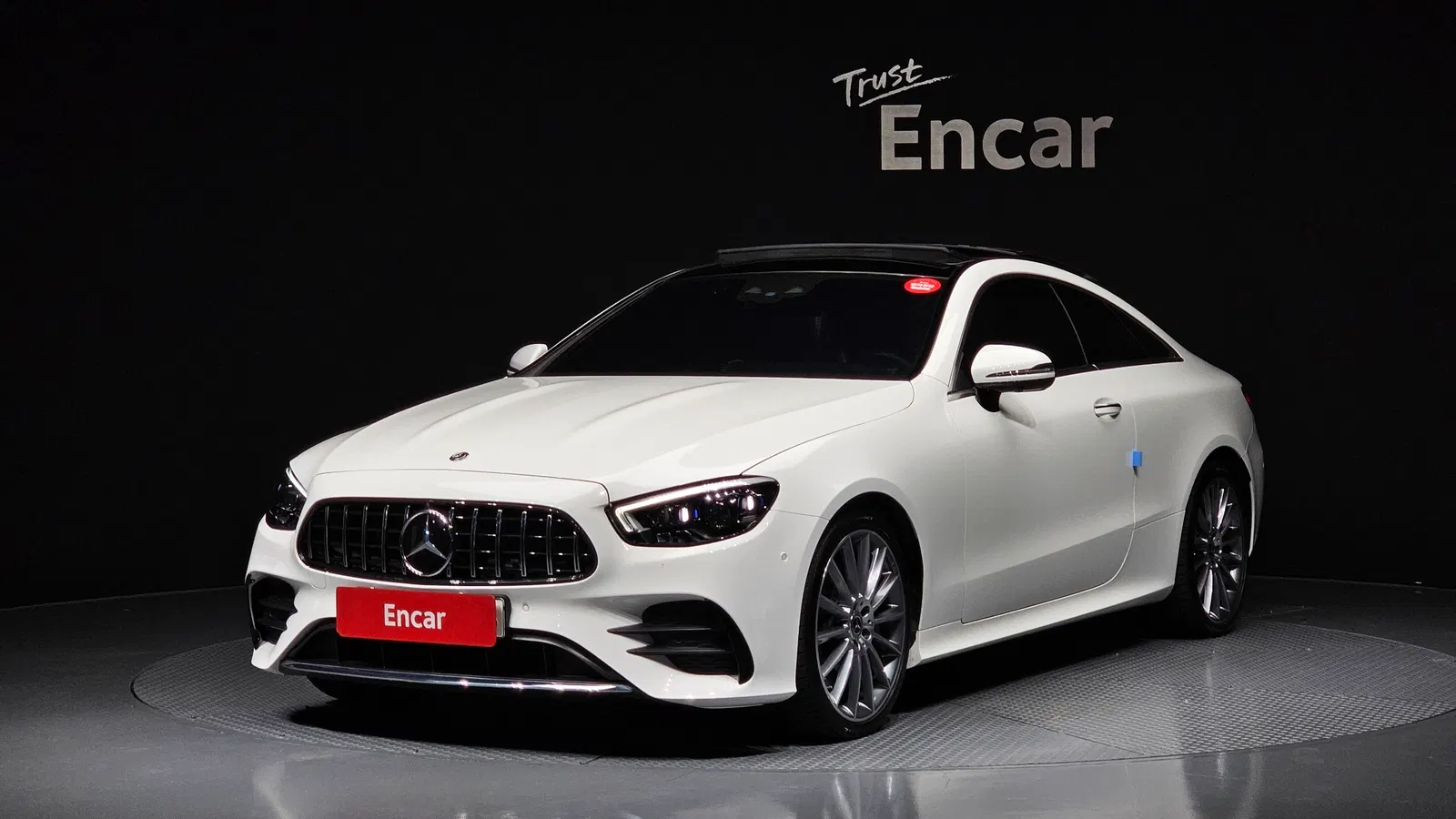 Mercedes-Benz Classe E E450 4MATIC Coupé (W213) 2021 — photo 1 sur 40