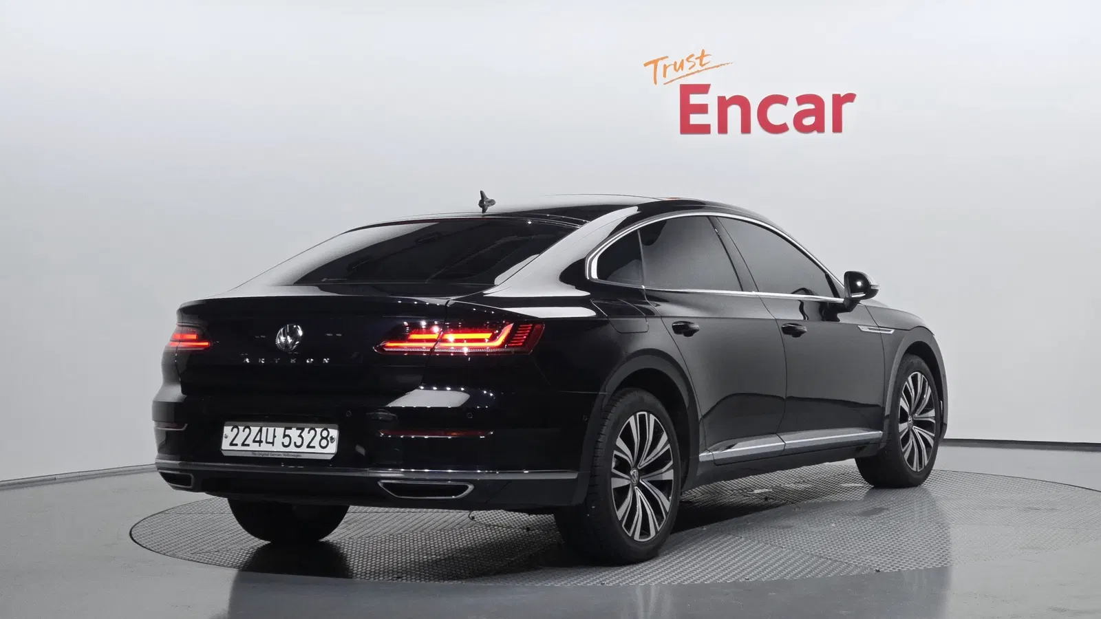 Volkswagen Arteon 2.0 TDI Premium 2019 — photo 1 sur 32