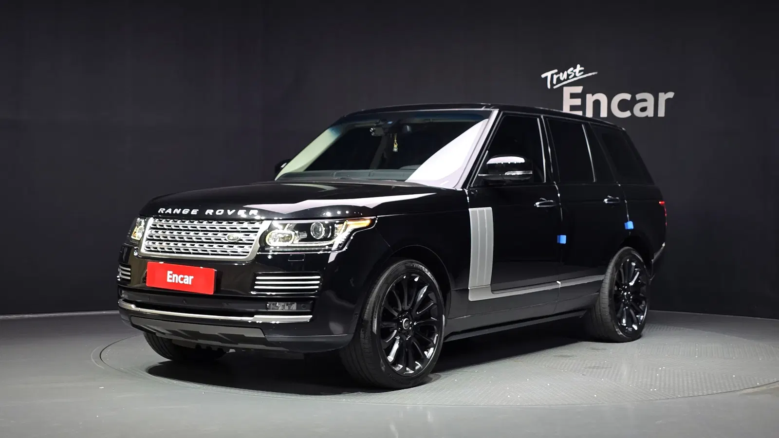 Land Rover Range Rover 4e génération 4.4 SDV8 AB Diesel 2016 — photo 1 sur 20