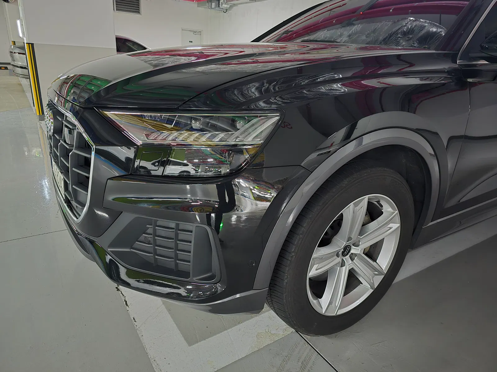 Audi Q8 (4M) 45 TDI Quattro Premium 2022 — photo 1 sur 8